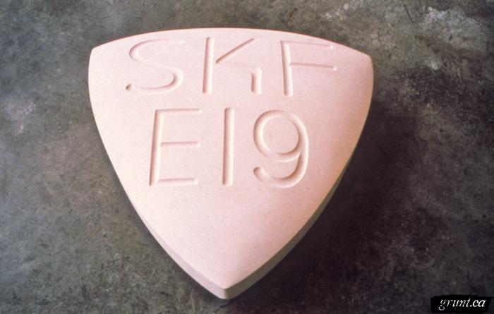 1998 05 26 Sculpture Pills Colleen Wolstenholme 01