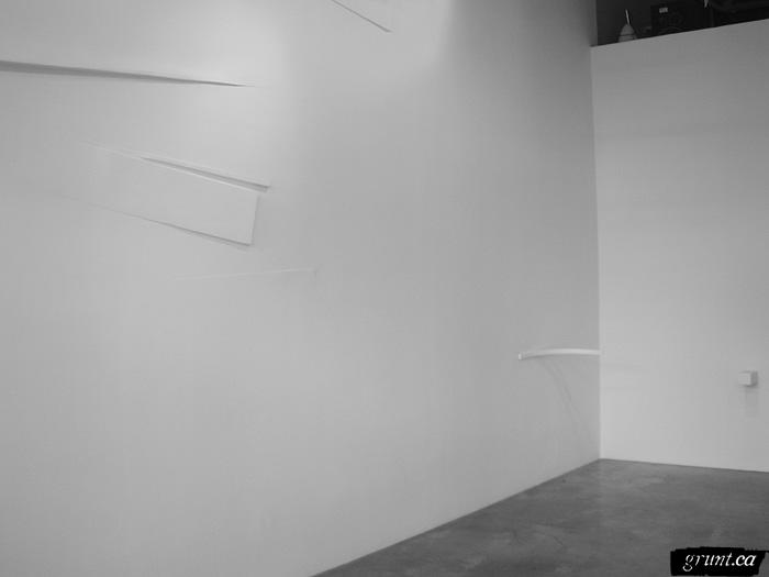 2003 06 13 Sculpture Drawings in Space Francine LaLonde two walls horizontal structure